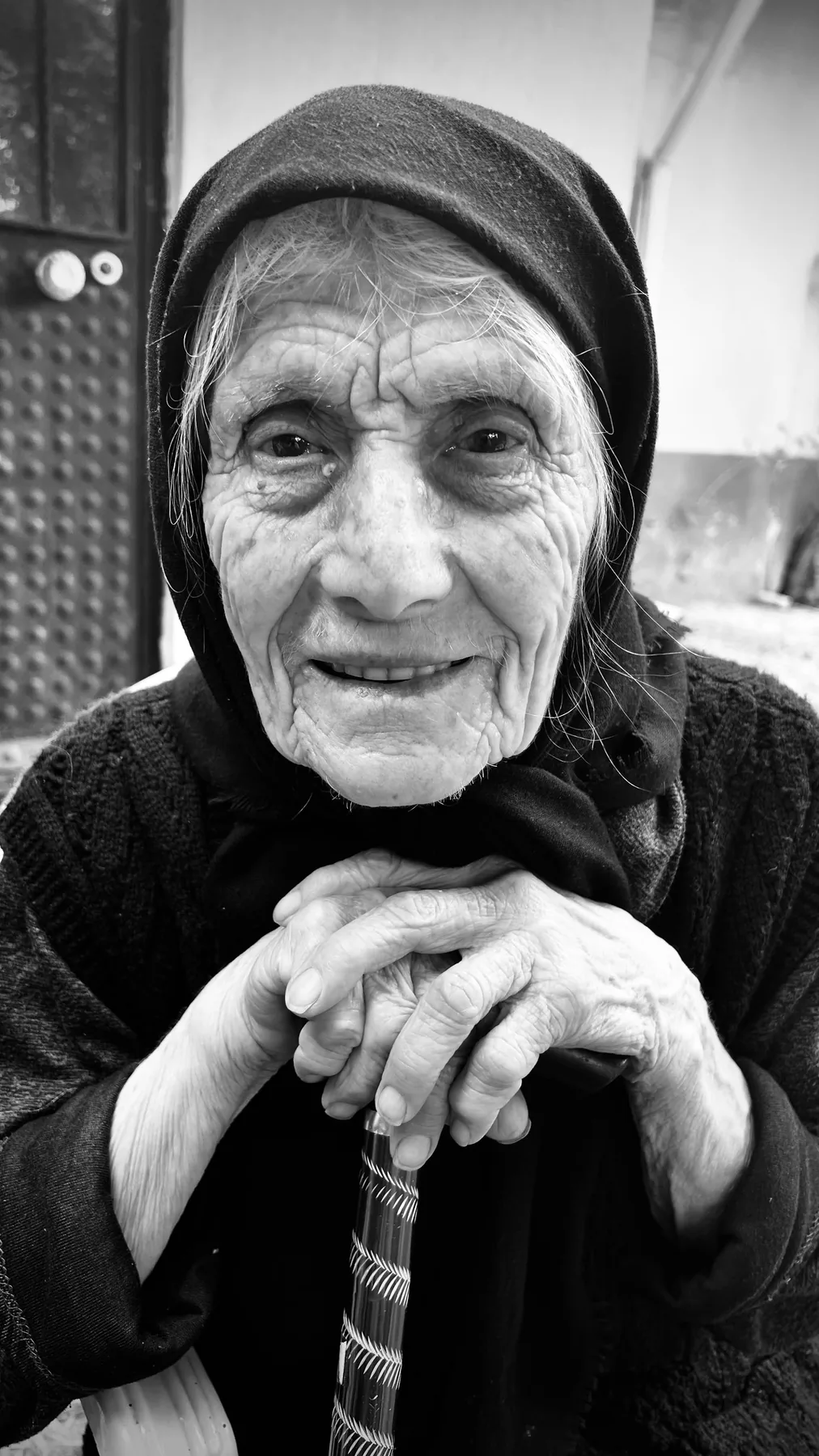 Mustafa Ünal'ın siyah beyaz yaşlı kadın fotoğrafı